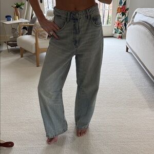Zara Baggy Low Rose Barrel Jeans